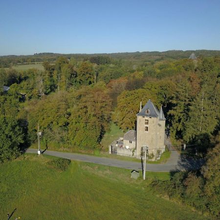 La Tour De Serinchamps Екстериор снимка